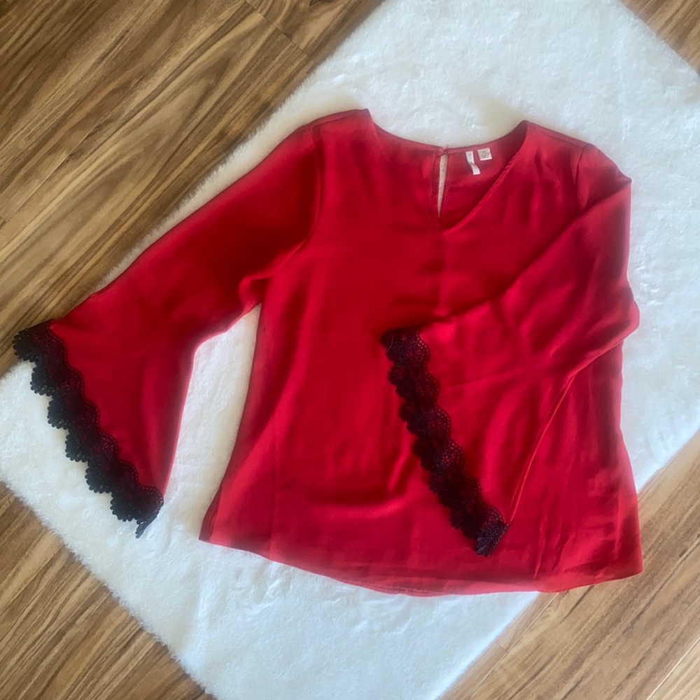 🔥 Gorgeous Blouse